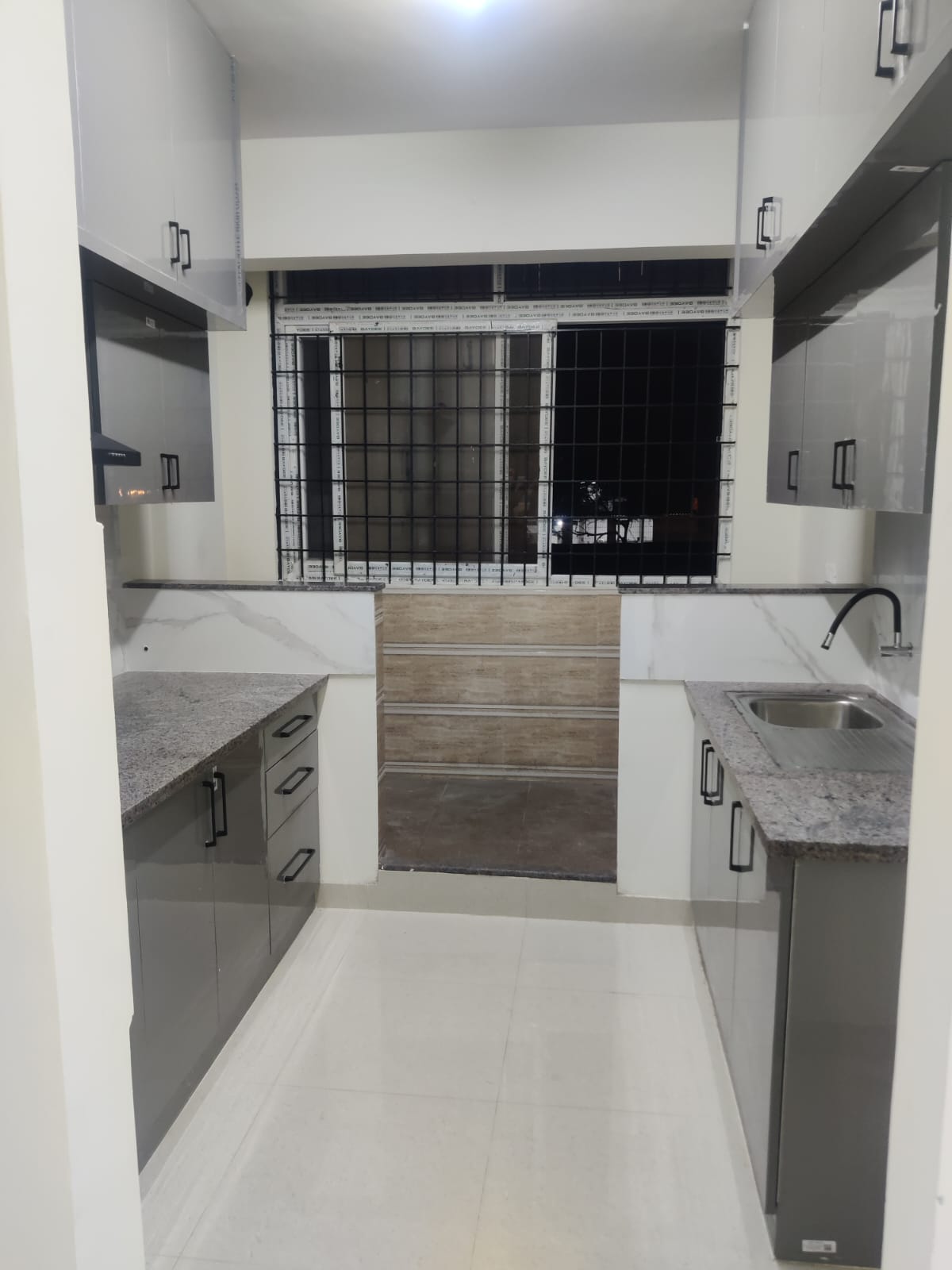 2 BHK Semi-Furnished For Rent In HSR – property image