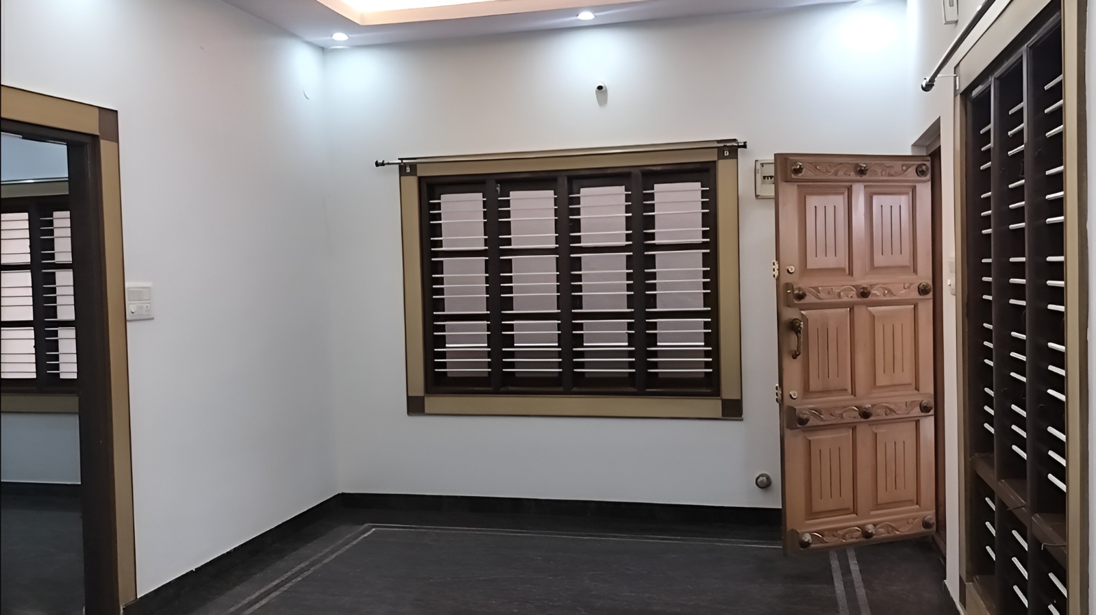 Indepented House - Green Woods Layout, Varanasi Road