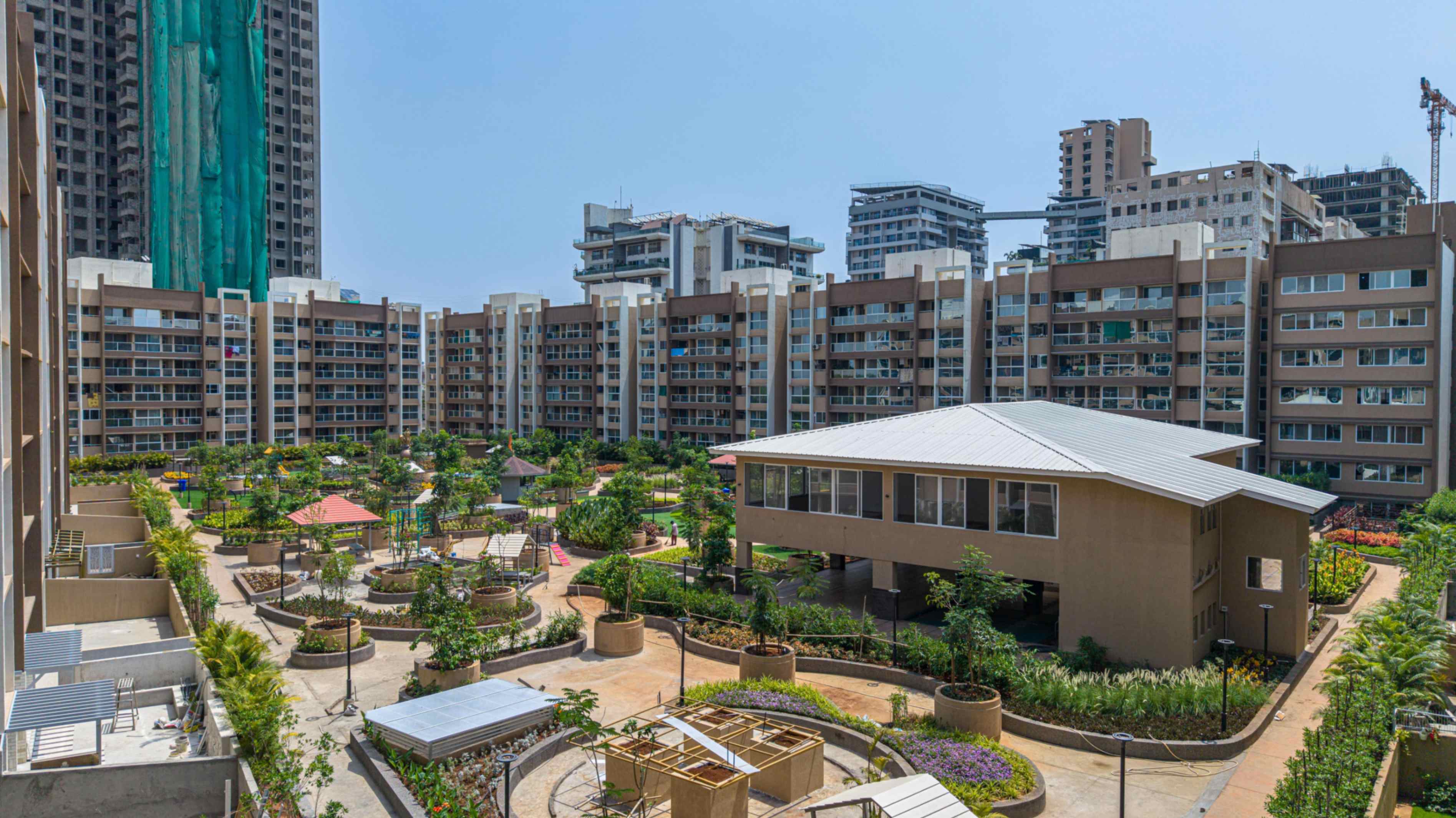 Samraat amozon - Samraat Headquarters, Samraat amO₂zon, 5th Floor, A-6, Serene Meadows, Anandwalli, Gangapur Road, Nashik – 422013